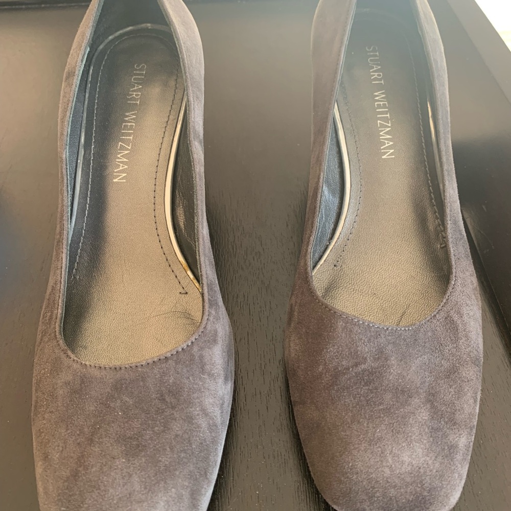 Stuart Weitzman Gray Suede shoes Minimalist Comfort
